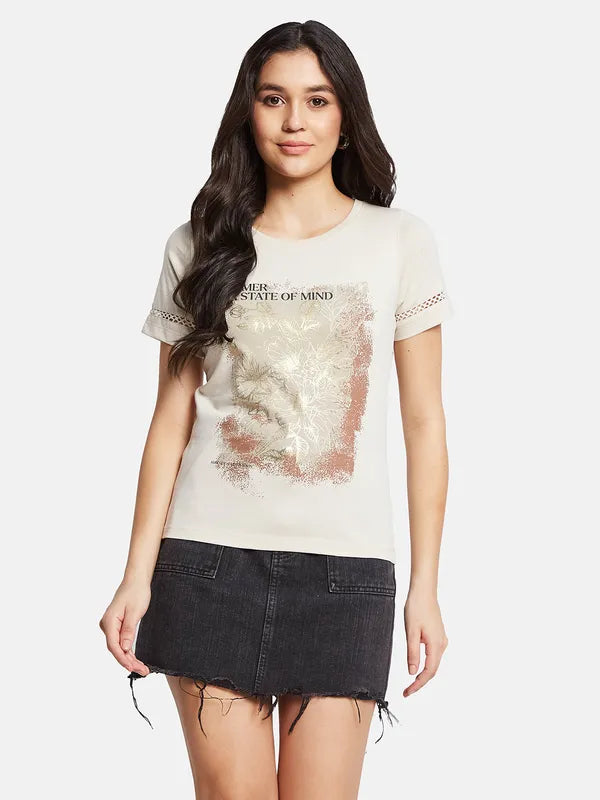 Mettle Women Round Neck Floral Printed T-ShirtHip-Hop T-Shirts