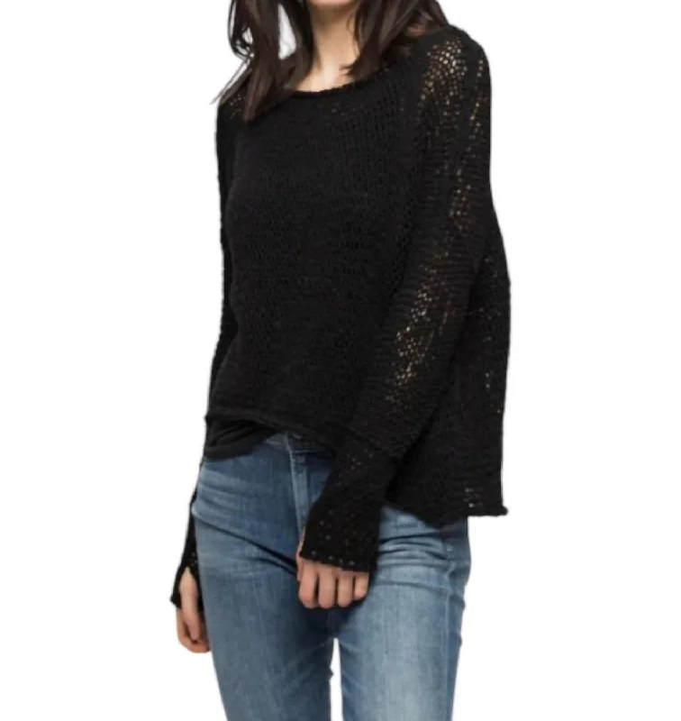 Maui Cropped Crew Neck Sweater In BlackV-Neck Knit Tops