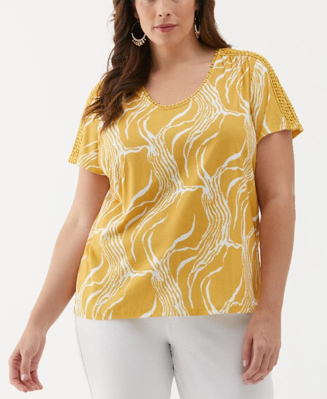 Plus Size Ripple Print Dot Trim TeeLarge women's breathable tops