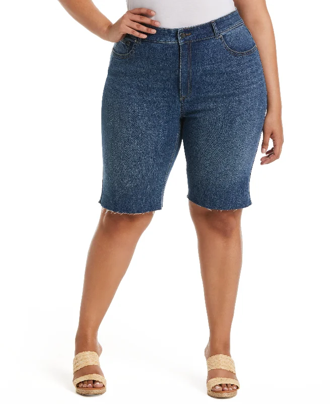 Plus Size Classic Fit Denim Bermuda ShortLarge women's windproof tops